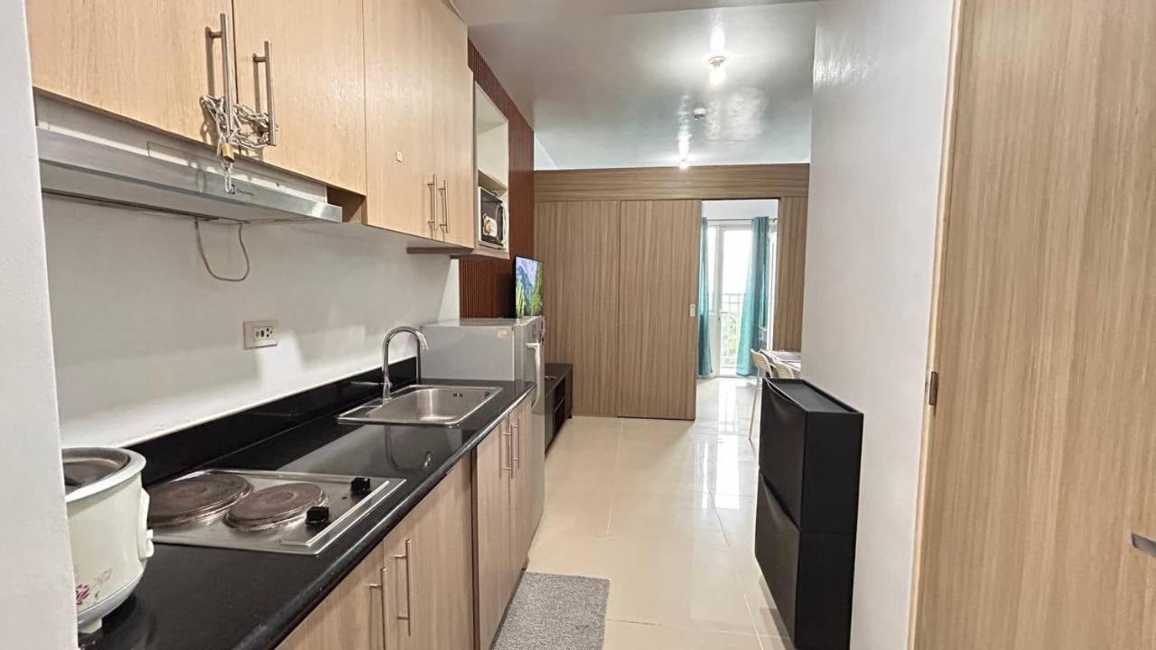 Smdc Breeze Residences By Dominga