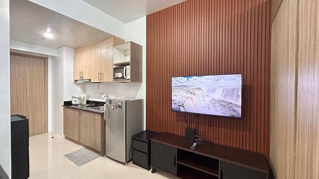 Smdc Breeze Residences By Dominga Apartment *